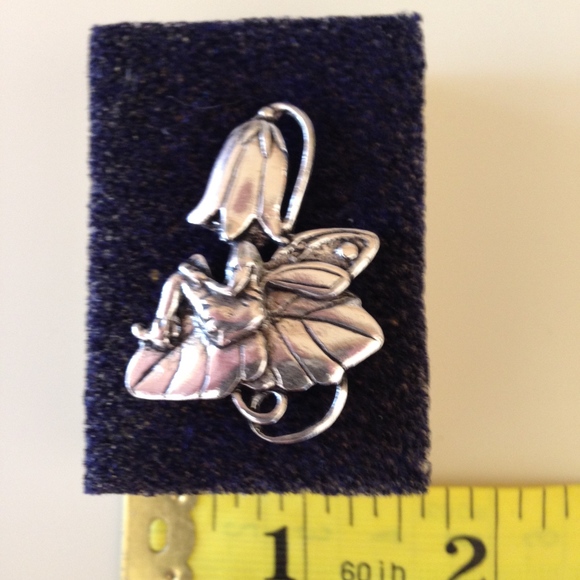 Vintage Silver Scenes Harebell & Elf Brooch Pin - Picture 8 of 8